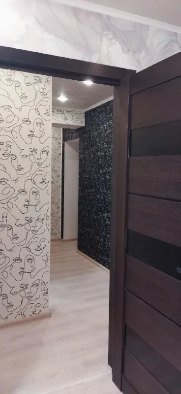 🏡Продам 1-однокомнатную квартиру
🌇Город: донецк днр
🏙️Район: куйбышевский
Улица цимлянская 34,
🗺Ориентир площадь бакинских комиссаров
• Этажность–2/2 жилого дома
• Общая площадь–34 м2
• Кухня–6 м2
• Крыша не течёт
• Железобетонные перекрытия
• Есть газовая колонка
• В квартире выполнен капитальный ремонт с утеплением и дополнительной шумоизоляцией пола по всей квартире плитами осб
• Так-же была заменена проводка по всей квартире на медную
• Новые радиаторы отопления и сантехника
• Мебель на кухне сделана под заказ, вся техника на кухне абсолютно новая
Вода по графику
• Рядом поликлиника, детская больница, школа, магазины, аптека, рынок, цветочные магазины и остановка общественного транспорта
• Документы готовы
🔥Собственник
💴Цена: 3🍋650.000 рублей
☎️+7(949) 845-36-13 Сергей
📨Подписаться - фотография - 2