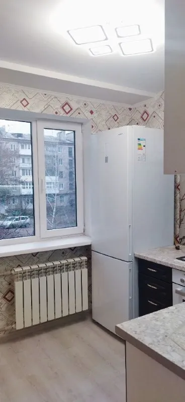 🏡Продам 1-однокомнатную квартиру
🌇Город: донецк днр
🏙️Район: куйбышевский
Улица цимлянская 34,
🗺Ориентир площадь бакинских комиссаров
• Этажность–2/2 жилого дома
• Общая площадь–34 м2
• Кухня–6 м2
• Крыша не течёт
• Железобетонные перекрытия
• Есть газовая колонка
• В квартире выполнен капитальный ремонт с утеплением и дополнительной шумоизоляцией пола по всей квартире плитами осб
• Так-же была заменена проводка по всей квартире на медную
• Новые радиаторы отопления и сантехника
• Мебель на кухне сделана под заказ, вся техника на кухне абсолютно новая
Вода по графику
• Рядом поликлиника, детская больница, школа, магазины, аптека, рынок, цветочные магазины и остановка общественного транспорта
• Документы готовы
🔥Собственник
💴Цена: 3🍋650.000 рублей
☎️+7(949) 845-36-13 Сергей
📨Подписаться - фотография - 6