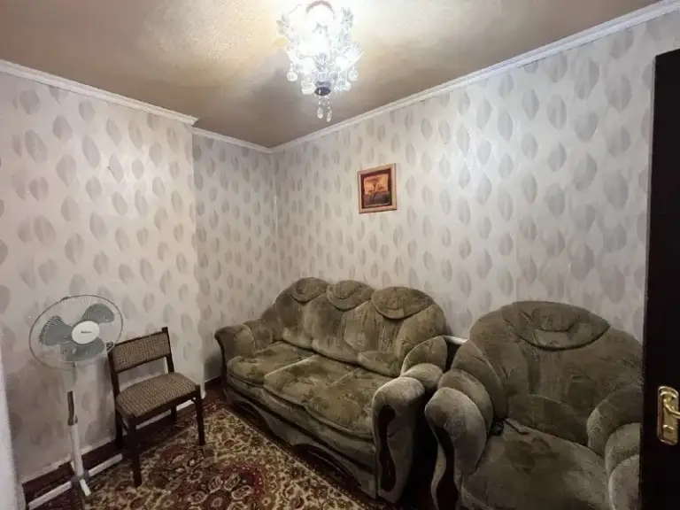 🏡Аренда комн дома+гараж
🌇Город: донецк днр
🏙️Район: кировский р-н
🗺Ориентир: кировский пивзавод/мкрн. Семашко

• Сдам дом со всей мебелью и техникой сроком от 6-ть месяцев.
• Приоритет: семья с детьми, мужчины итр по усмотрению.
• Накопительная система для воды 400 л. , холодная/горячая, газовое отопление, душ. Кабина.
• Место отдыха во дворе.

Долгосрочная аренда

💴Цена: 30.000руб + свет, вода, газ.
☎️+79494194208

📨Подписаться - фотография - 6