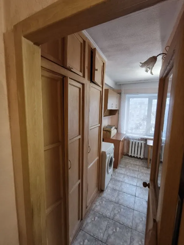 Продам двухкомнатную квартиру

🌇Донецк, кировский район, семашко, район жкх📌

✅В жилом состоянии.
✅Комнаты большие и просторные.
✅Чистая аккуратная.
📑Документы готовы.
✅4 Этаж/ 4эт. Вода по графику.
✅Окна мп, трубы поменяны.
☎️+7(949) 36-77-907
📲☎️+7(900) 257-11-66 Татьяна

🛫Подписаться  |  дать объявление
📲Наш max - фотография - 6
