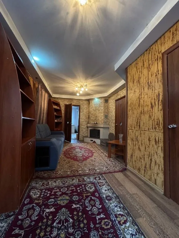 🏡Продается дом в ленинском районе
🌇Город: донецк днр
🗺Ориентир стадион металлург

• Площадь–135 м2. 3.5 сотки земли

• На территории навес на две машины, капитальный гараж на одну машину
• Забор из шлакоблока, беседка, 2-ва входа
• Дом в жилом состоянии
• Хорошие плодовые деревья
• Есть рабочая баня, камин, печка,
Два газовых котла, один работает на случай отключения света
• Кондиционеры, бойлер, установлена в погребе система водоснабжения
• Вода есть всегда

• Установлен дорогой нормализатор напряжения
• Три спальни, большая ванная, зал, гардеробная, котельная, веранда
• Собственник, мы в нем живем
• Больше фото по запросу
• Документы готовы

💴Цена: 8🍋000.000 рублей
☎️+7(949) 439-38-23

📨Подписаться - фотография - 4
