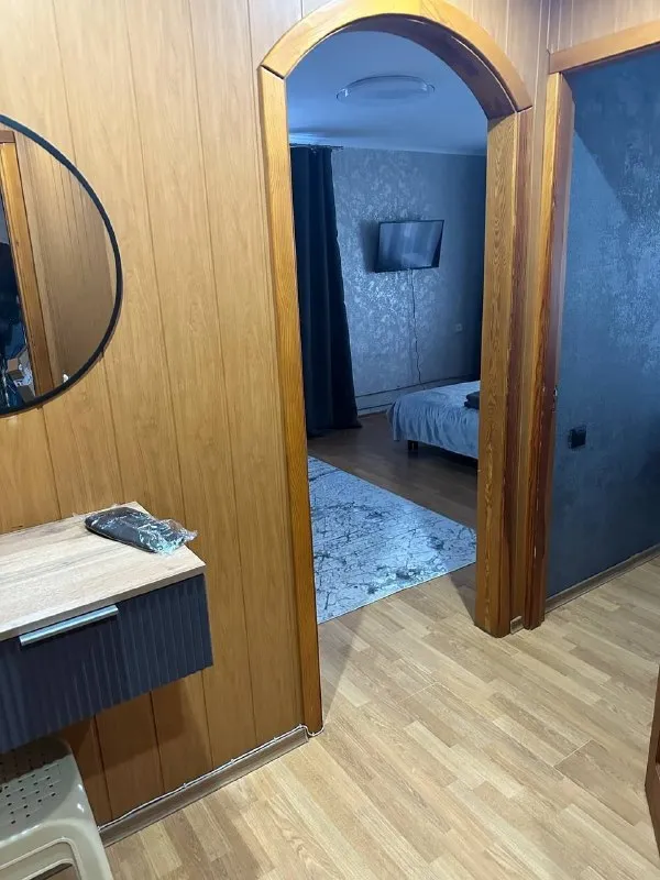 Посуточно 1-комнатная квартира 

🌇По адресу: ул. Артёма, недалеко от трц «донецк-сити», «адачи». 📌

📍Рядом находятся магазины, аптеки, остановка общественного транспорта рядом с домом.
🛠️ Квартира только после ремонта. Всё новое и свежее.
💦  Стоит накопитель воды, дополнительные баки и бойлер. Вода холодная и горячая круглосуточно💦

🔹Предоставляю чистое постельное белье, махровые полотенца. В квартире имеется все необходимое для проживания: холодильник, стиральная машинка, микроволновая печь, фен, электрический чайник, утюг, гладильная доска, телевизор, wi-fi, набор необходимой посуды, бокалы.

☎+7-985-870-22-34 (Telegram, max, whatsapp);
✈️Telegram: @anastasiya8713
📲Max: https://max. Ru/u/f9lhodd0coktjxi6ckbzb_n5bwbfposqejjrm0_x6jkqul_ylpty5bc7qos

Подписаться  |  📩дать объявление
📲Наш max - фотография - 1