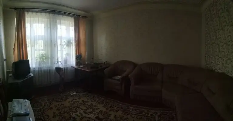 Продам жилой дом 🏡

🌇Днр город макеевка, поселок путь ильича. 📌

✅Дом жилой, сделан косметический ремонт.
⛽Дом отапливается газом, так же есть газовая колонка.
💦В подвале стоит бак на 500 литров воды.
📍Дом находится в 15 минутах езды от города, в живописной части посёлка, перед домом расположен ставок. 🔥
✅В шаговой доступности - фотография - 5