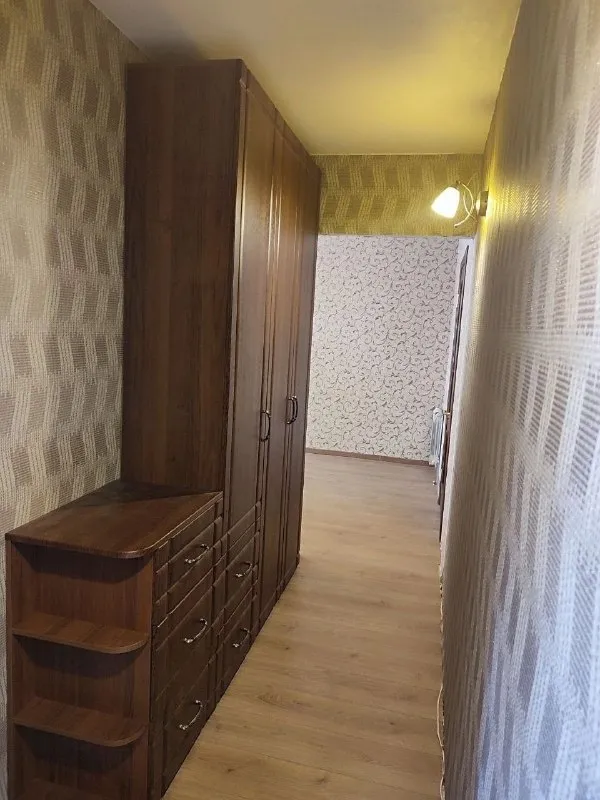 🏡Продам 3-трехкомнатную квартиру
🌇Город: донецк днр
🏙️Район: ленинский р-н
🗺Улица куприна, ориентир дк имени 21 съезда

• Этажность–9/9 жилого дома
• Общая площадь–65.3 м2
• Жилая–43.5 м2

• Окна пластиковые
• Балкон и лоджия застеклённые
• Квартира продаётся с мебелью и бытовой техникой
• Вода круглосуточно
• Рядом школа, детский садик, магазины, аптека, салон красоты и остановка общественного транспорта
• Документы готовы
🔥Собственник

💴Цена: 6🍋300.000 рублей
☎️+7(949) 322-02-62 Андрей

📨Подписаться - фотография - 2