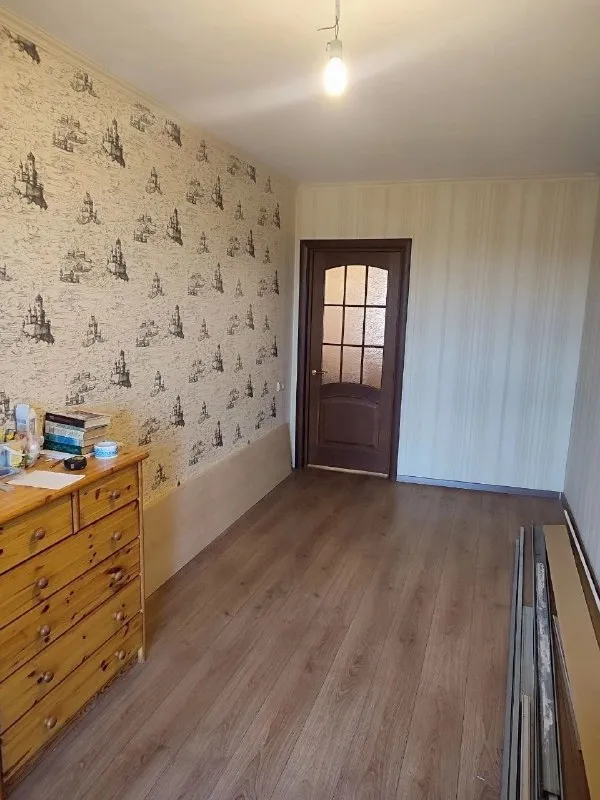 🏡Продам 3-трехкомнатную квартиру
🌇Город: донецк днр
🏙️Район: ленинский р-н
🗺Улица куприна, ориентир дк имени 21 съезда

• Этажность–9/9 жилого дома
• Общая площадь–65.3 м2
• Жилая–43.5 м2

• Окна пластиковые
• Балкон и лоджия застеклённые
• Квартира продаётся с мебелью и бытовой техникой
• Вода круглосуточно
• Рядом школа, детский садик, магазины, аптека, салон красоты и остановка общественного транспорта
• Документы готовы
🔥Собственник

💴Цена: 6🍋300.000 рублей
☎️+7(949) 322-02-62 Андрей

📨Подписаться - фотография - 6