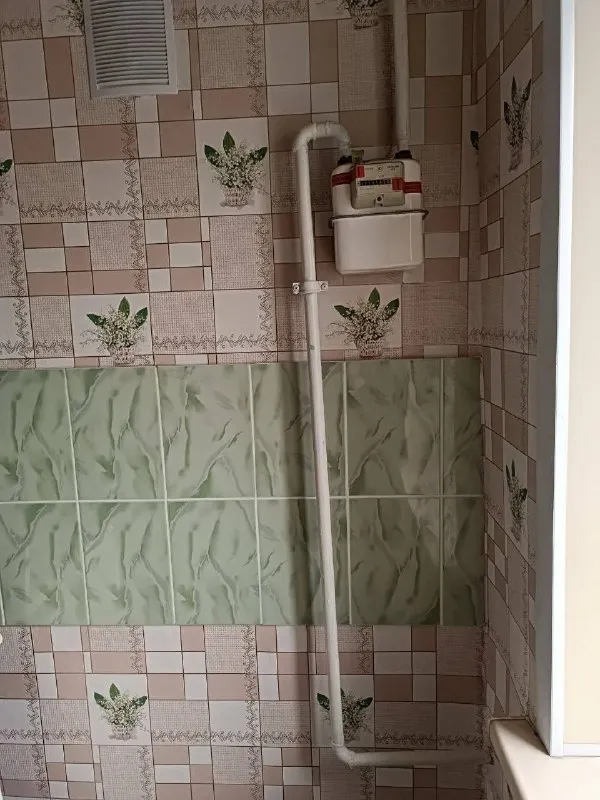 🏡Продаётся 1-однокомнатная квартира
🌇Город: донецк днр
🏙️Район: калининский р-н
🗺Улица хлюпина, ориентир парк роща

• Этажность–3/3 жилого дома
• Общая площадь–31 м2
• Жилая–14 м2
• Кухня–7 м2

• Дом кирпичный
• Квартира после ремонта
• Окна и балкон пластиковые
• Заменены батареи и система отопления
• Рядом школа, супермаркет, парк и магазины
• Документы готовы
🔥Собственник

💴Цена: 2🍋200.000 рублей
📍Торг
☎️+7(949) 396-94-59

📨Подписаться - фотография - 9
