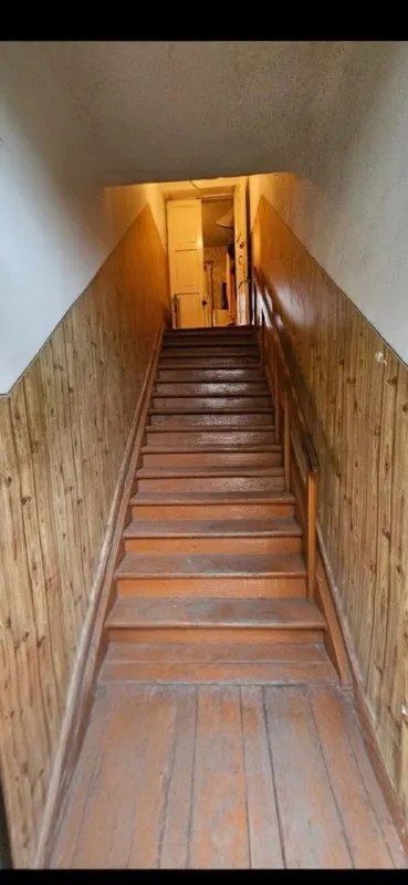 🏡Продаётся 3-трехкомнатная квартира
🌇Город: донецк днр
🏙️Район: кировский р-н
🗺Улица абакумова
• Этажность–2/3 жилого дома
• Общая площадь–87.2 м2
• Квартира не угловая,
Автономное и центральное отопление, квартира двухсторонняя, отдельный вход с улицы, высокие потолки
• Окна пластиковые,
Балкон застеклённый,
Новые радиаторы отопления
• Вместе с квартирой продаётся помещение в кирпичном хоз блоке расположенном рядом с домом
• Рядом школа, детский садик, музыкальная школа, дом культуры, поликлиника и парк
• Документы готовы
🔥Собственник
💴Цена: 4🍋800.000 рублей
☎️+7(993) 353-07-10 Артем
📨Подписаться - фотография - 2