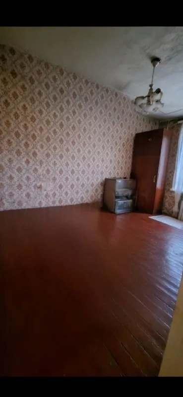 🏡Продаётся 3-трехкомнатная квартира
🌇Город: донецк днр
🏙️Район: кировский р-н
🗺Улица абакумова
• Этажность–2/3 жилого дома
• Общая площадь–87.2 м2
• Квартира не угловая,
Автономное и центральное отопление, квартира двухсторонняя, отдельный вход с улицы, высокие потолки
• Окна пластиковые,
Балкон застеклённый,
Новые радиаторы отопления
• Вместе с квартирой продаётся помещение в кирпичном хоз блоке расположенном рядом с домом
• Рядом школа, детский садик, музыкальная школа, дом культуры, поликлиника и парк
• Документы готовы
🔥Собственник
💴Цена: 4🍋800.000 рублей
☎️+7(993) 353-07-10 Артем
📨Подписаться - фотография - 4