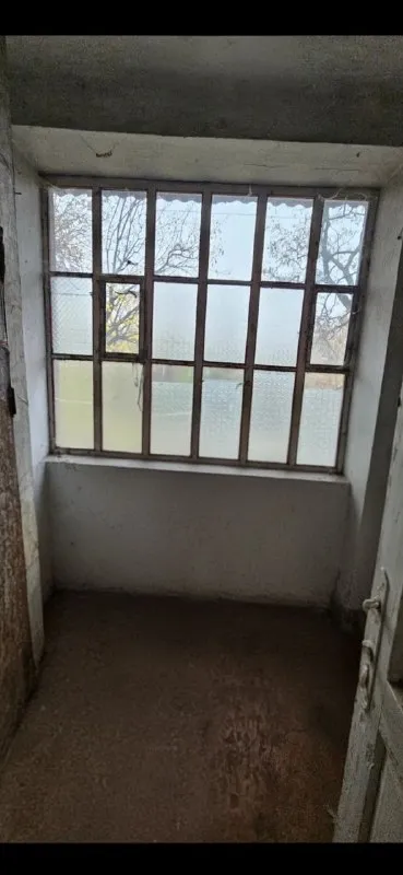 🏡Продаётся 3-трехкомнатная квартира
🌇Город: донецк днр
🏙️Район: кировский р-н
🗺Улица абакумова
• Этажность–2/3 жилого дома
• Общая площадь–87.2 м2
• Квартира не угловая,
Автономное и центральное отопление, квартира двухсторонняя, отдельный вход с улицы, высокие потолки
• Окна пластиковые,
Балкон застеклённый,
Новые радиаторы отопления
• Вместе с квартирой продаётся помещение в кирпичном хоз блоке расположенном рядом с домом
• Рядом школа, детский садик, музыкальная школа, дом культуры, поликлиника и парк
• Документы готовы
🔥Собственник
💴Цена: 4🍋800.000 рублей
☎️+7(993) 353-07-10 Артем
📨Подписаться - фотография - 6