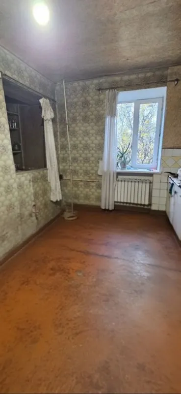 🏡Продаётся 3-трехкомнатная квартира
🌇Город: донецк днр
🏙️Район: кировский р-н
🗺Улица абакумова
• Этажность–2/3 жилого дома
• Общая площадь–87.2 м2
• Квартира не угловая,
Автономное и центральное отопление, квартира двухсторонняя, отдельный вход с улицы, высокие потолки
• Окна пластиковые,
Балкон застеклённый,
Новые радиаторы отопления
• Вместе с квартирой продаётся помещение в кирпичном хоз блоке расположенном рядом с домом
• Рядом школа, детский садик, музыкальная школа, дом культуры, поликлиника и парк
• Документы готовы
🔥Собственник
💴Цена: 4🍋800.000 рублей
☎️+7(993) 353-07-10 Артем
📨Подписаться - фотография - 7