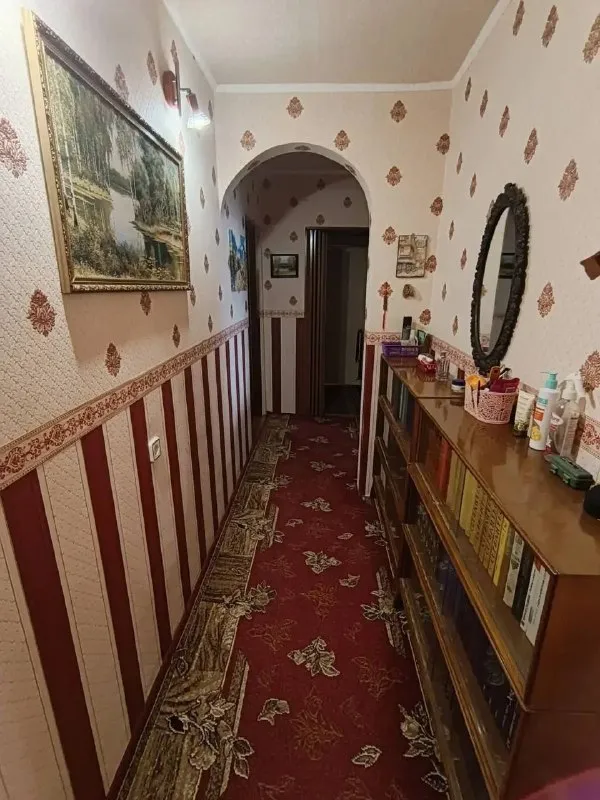 Продам 4-х комнатную квартиру

🌇Донецк, кировский район, текстильщик, островского. 📌

✅Средний этаж 9 ти этажного дома.
👍Квартира в хорошем жилом состоянии.
✅Балкон, большая лоджия.
📍Рядом школа, остановки, в шаговой доступности рынок, супермаркеты.

📑 Документы готовы.
Собственник на сделке
💰Цена 6,500,000 ₽ + торг.

📲☎️+7 (949) 464-32-04 Ирина

Подписаться  |  📩дать объявление
📲Наш max - фотография - 1