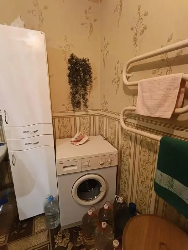 Продам 4-х комнатную квартиру

🌇Донецк, кировский район, текстильщик, островского. 📌

✅Средний этаж 9 ти этажного дома.
👍Квартира в хорошем жилом состоянии.
✅Балкон, большая лоджия.
📍Рядом школа, остановки, в шаговой доступности рынок, супермаркеты.

📑 Документы готовы.
Собственник на сделке
💰Цена 6,500,000 ₽ + торг.

📲☎️+7 (949) 464-32-04 Ирина

Подписаться  |  📩дать объявление
📲Наш max - фотография - 10