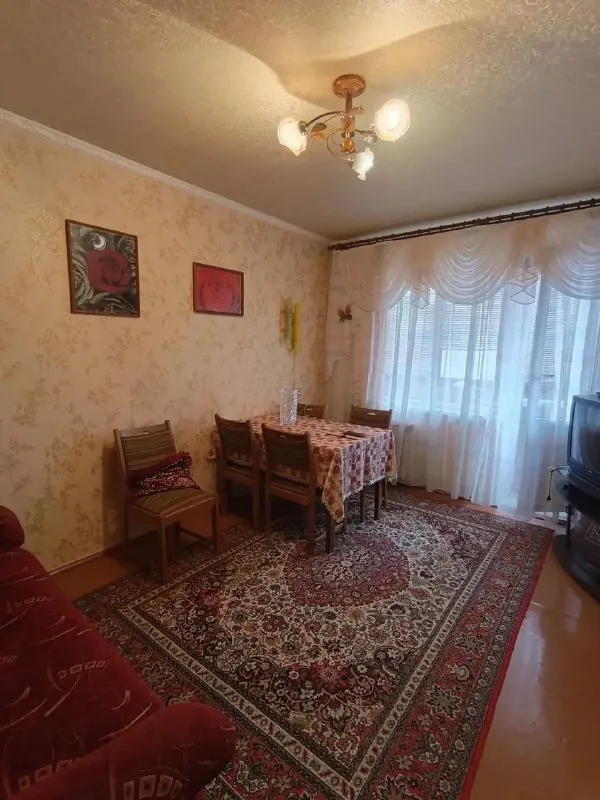 Продам 4-х комнатную квартиру

🌇Донецк, кировский район, текстильщик, островского. 📌

✅Средний этаж 9 ти этажного дома.
👍Квартира в хорошем жилом состоянии.
✅Балкон, большая лоджия.
📍Рядом школа, остановки, в шаговой доступности рынок, супермаркеты.

📑 Документы готовы.
Собственник на сделке
💰Цена 6,500,000 ₽ + торг.

📲☎️+7 (949) 464-32-04 Ирина

Подписаться  |  📩дать объявление
📲Наш max - фотография - 3