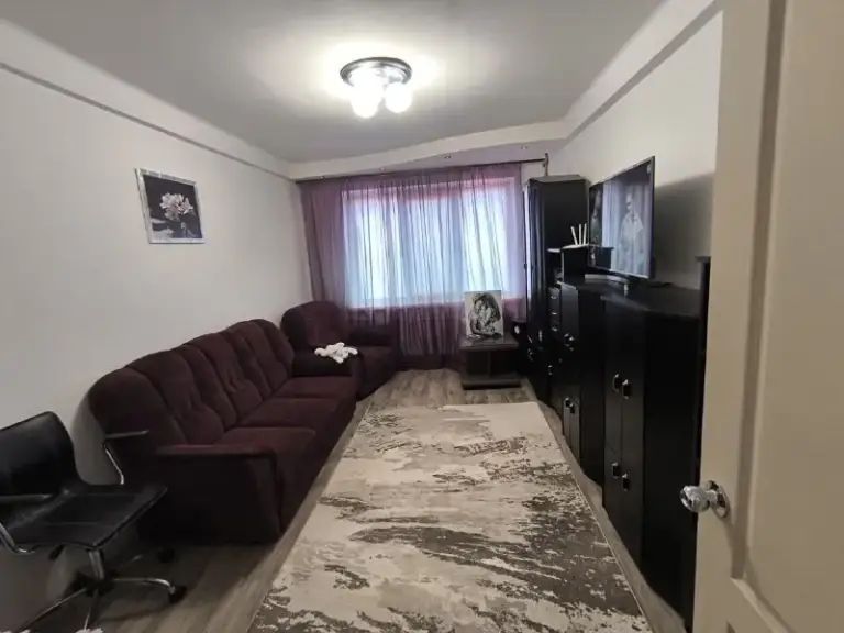 🏡Продаётся 2-двухкомнатная квартира
🌇Город: харцызск днр

• Этажность–3/5 жилого дома

• Квартира после ремонта, окна пластиковые, продаётся частично с мебелью

• Рядом остановка общественного транспорта, супермаркет, пенсионный фонд, детский садик, школа, рынок, больница
• Документы готовы
🔥Собственник

💴Цена: 4🍋500.000 рублей
☎️+7(949) 481-29-73

📨Подписаться - фотография - 3