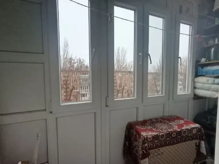 Продам однокомнатную квартиру
🌇Донецк, в центре пролетарского района, ул. Армавирская, 13 а. , рядом с администрацией. 📌
✅Этажность 4/5.
✅Общая площадь квартиры 32 кв, м, кухня 7,5 кв. М.
✅Дом кирпичный.
☝️‼️Квартира в отличном состоянии, заменена проводка, металлопластиковые окна, застеклённый балкон, пластиковые водопроводные и канализационные трубы.
👍Вложений не требует! - фотография - 4