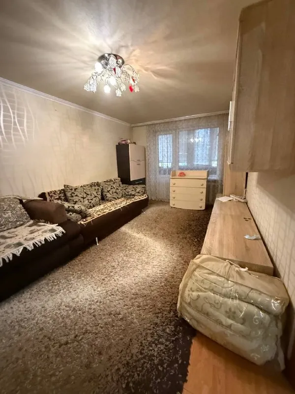 Продам 1-комнатную квартиру - куйбышевский район‼️
Статус - твой выбор в мире недвижимости!🤝
📍Адрес: г. Донецк, ул. Бакинских комиссаров,12
Документы готовы‼️
✅Общая площадь квартиры 33 кв. М
✅Вода согласно графику!
✅Квартира тёплая
✅Установлены пластовые окна.
✅Этаж 3/5
✅Насыщенная инфраструктура:
- Детские сады
- Школы
- Продуктовые магазины
- Супермаркет
✅Остановки маршрутного такси в шаговой доступности.
💸 2 800 000 Руб.
☎️+79495753652
📞+79490774949 - фотография - 5