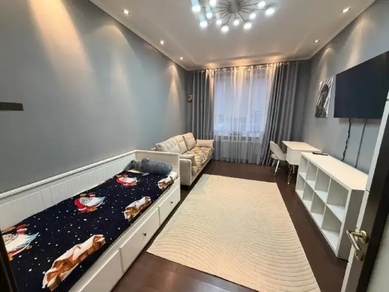 🏡Продаётся 3-трехкомнатная квартира
🌇Город: донецк днр
🏙️Район: киевский р-н
🗺Проспект панфилова 21, жк центральный

• Этажность–3/17 жилого дома
• Общая площадь–107 м2

• В квартире два санузла, квартира продаётся с мебелью и бытовой техникой
• Установлен накопительный бак на 1.000 литров воды
• В доме есть консьерж
• Документы готовы
🔥Собственник

💴Цена: 16🍋500.000 рублей
☎️+7(949) 437-66-89

📨Подписаться - фотография - 4