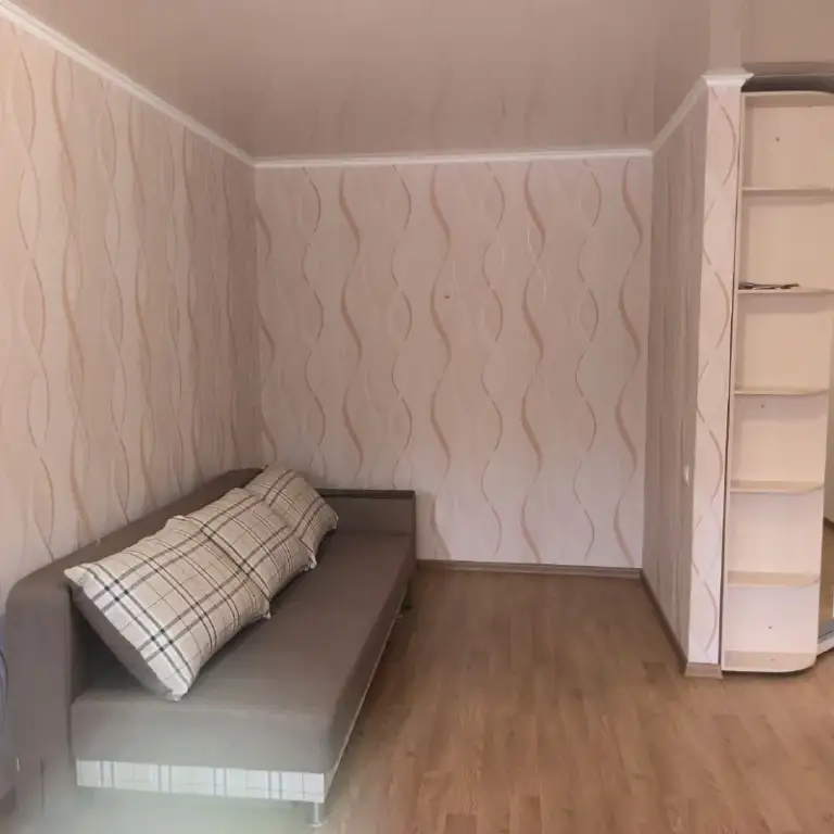 Продам 1 ком. Квартиру с евро ремонтом от собственника❗️

🌇Донецк, калининский район, проспект ильича 56.📌

✅Квартира 35м. Кв, жилая 17м. Кв. , кухня 6м. Кв.
✅2 Этаж 5ти этажного дома.
✅Квартира полностью укомплектована мебелью и техникой.
❗️Все остается новому владельцу.
📍В пешей доступности остановка общественного транспорта, магазины, супермаркет, парк отдыха, больниц. .. Ез комиссии

💰Цена: 3 500 000 рублей

📲☎️+79881376089 Анастасия

Подписаться  |  📩дать объявление
📲Наш max - фотография - 4