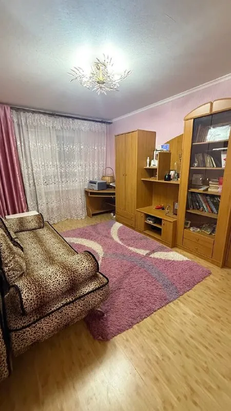 Продажа 3-комнатной квартиры
🌇Донецк в кировском районе,
Улица терешкова, ориентир - ледовый дворец, микрорайон "текстильщик". 📌
🏢Этаж - 5/9
✅Кухня - 9 м2
✅Общая площадь - 67,3 м2
Квартира готова к проживанию :
🎁Мебель и бытовая техника остается
👍Отличный вариант, зайти и жить
💧Вода доходит по графику
⏰
💰Цена: 6 000 000 рублей
📲☎️+7 (949) 150 50 39
Подписаться | 📩дать объявление
📲Наш max - фотография - 2