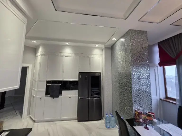 🏡Впервые аренда комн новострой премиум сегмент
🌇Город: донецк днр
Бульвар пушкина

🔥Сдам роскошную видовую квартиру со всеми удобствами сроком более 6 месяцев в самом центре города.

• Вся мебель и техника от европейских производителей, вода круглосуточно, гардеробная комната, постирочная, 2-два санузла.
• Пакровочное место обсуждается дополнительно.

💴Цена: 150.000руб + комуслуги.
☎️ +79494194208

📨Подписаться - фотография - 5