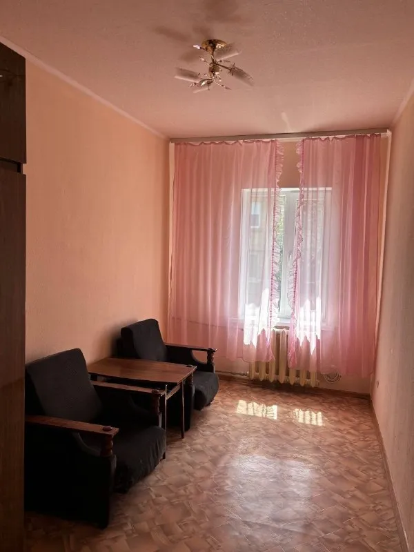 Продам 3-х комнатную квартиру
От собственника продажа❗️
🌇Донецк, в микрорайоне мирный конечная 17 маршрута, кировский район. 📌
✅2 Этаж 2-х этажного дома.
📍Рядом опс, рынок, школы, больница.
💦Вода ежедневно.
✅Всё, что нужно для жизни, – в шаговой доступности.
✅3 Отдельные комнаты: (16,9/11,6/10,9 кв. М)
Документы готовы к сделке
💰 Цена: 3 500 000 ₽
📲☎️+79493975595
Подписаться | 📩дать объявление
📲Наш max - фотография - 4