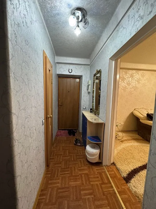 🏡Продаётся 3-трехкомнатная квартира
🌇Город: донецк днр
🏙️Район: петровский р-н
🗺Ориентир дск

• Этажность–2/5 жилого дома
• Общая площадь–56 м2

• Квартира не угловая
• В квартире выполнен косметический ремонт,
Трубы и сантехника заменены
• Квартира продаётся с мебелью
• Рядом школа, детский садик и продуктовый магазин
• Документы готовы
🔥Собственник

💴Цена: 5🍋000.000 рублей
☎️+7(949) 578-11-70 Данил

📨Подписаться - фотография - 1