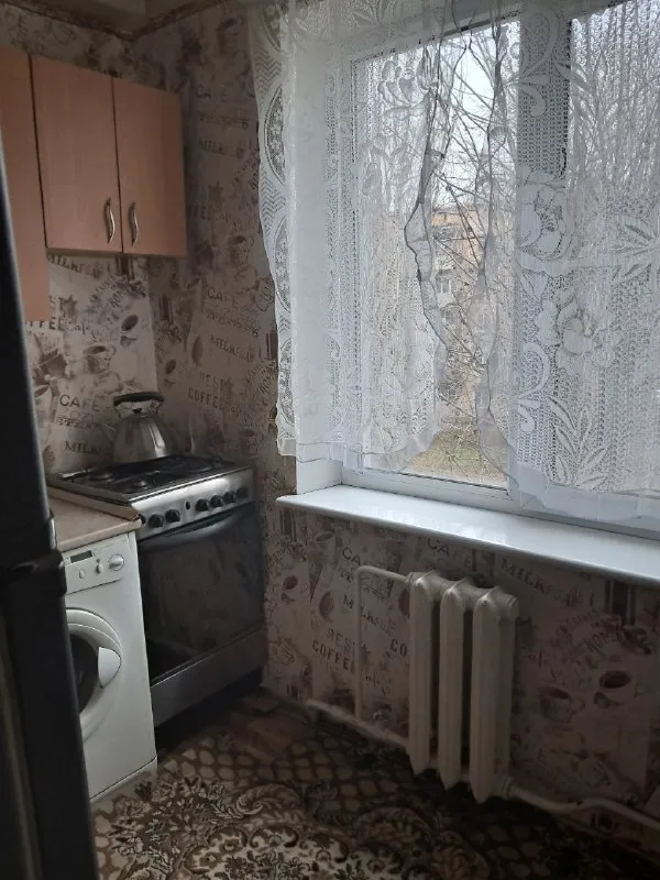🏡Сдаётся 1-однокомнатная квартира
🌇Город: донецк днр
🏙️Район: пролетарский р-н
🗺Улица армавирская
• Этажность–3/5 жилого дома
• Общая площадь–30 м2
• В квартире есть вся необходимая мебель и бытовая техника, имеется газовая колонка
• Вода по графику
• Рядом магазины, аптека и остановка общественного транспорта
🔥Собственник
💴Цена: 17.000 рублей+ коммунальные услуги+ залоговая сумма
☎️+7(949) 375-82-72 Елена
📨Подписаться - фотография - 3