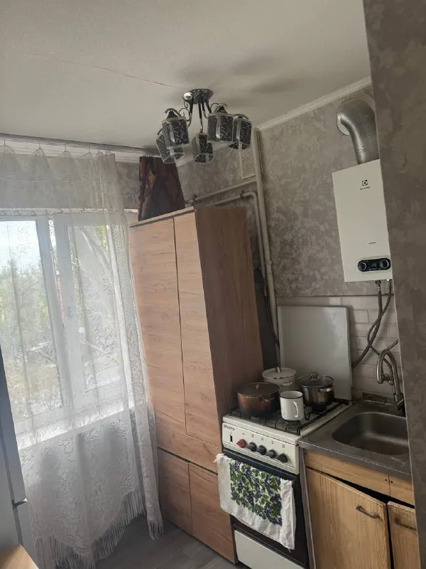 Сдам квартиру от собственника

🌇В донецке куйбышевский район (док)📌

❗️Только долгосрочная аренда.
💦Вода по графику.

💰Стоимость 18 000 в месяц + коммунальные услуги. Оплата за первый месяц и залог 18000 возвращается все при условии что в квартире все нормально

Все подробности по телефону
📲☎️+79493125656

Подписаться  |  📩дать объявление
📲Наш max - фотография - 5