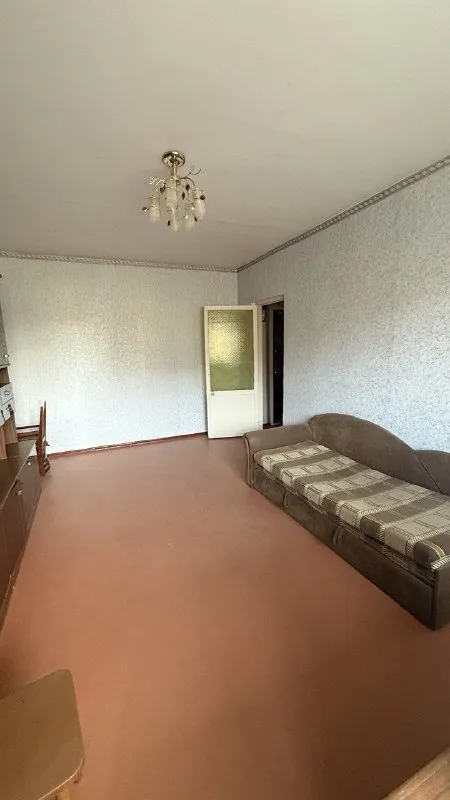 Продажа 2-комнатной квартиры в кировском районе

Стройте свое пространство с агентством недвижимости город.
Вы мечтаете - мы реализовываем💫

🏗Район: кировский
🏘Комнат - 2
🏢Этаж - 6/10
🍞Кухня - 7 м2
🚪Общая площадь - 52 м2

Продается двухкомнатная квартира в кировском районе, улица высоцкого, ориентир "голубые дома".

Вода по графику.

Рядом свято-введенский храм, школа, детские сады, магазины.

В пешей доступности остановка, магазины, все, что нужно для жизни, прекрасная инфраструктура.

💵Цена: 4 000 000 рублей
☎️Телефон: +7 (949) 150 50 39 - фотография - 3