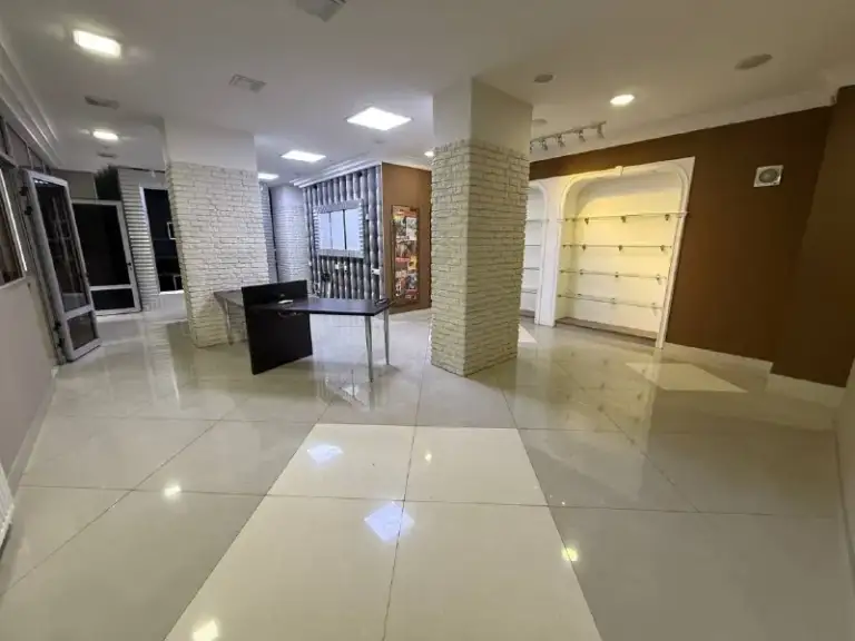 Продам коммерческое помещение

🌇Донецк в ворошиловском районе, в доме новострой - панфилова - жк центральный📌

✅Общая площадь - 140 м2
🚨Сигнализация - охрана 24/7
✅3.20 М. Высота потолков

👍Проходной поток
Парковка 🅿️ для авто
✅Отлично развита инфраструктура
✅Качественный ремонт с дизайнерским подходом в каждом квадратном метре.

📑Документы готовы
Собственник в донецке
💰Цена: 11 000 000 рублей

📲☎️+ 7 (949) 037 06

Подписаться  |  📩дать объявление
📲Наш max - фотография - 2