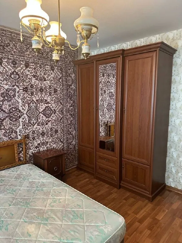 Аренда 3х комнатной квартиры в киевском районе - ветка.

🏣Город: донецк
🏗Район: киевский
📍Адрес: улица политбойцов
🏘Комнат - 3
🪜Этаж - 4
📐 Площадь - 69м2

Квартира полностью укомплектована всем необходимым для комфортного проживания.
Две спальни и гостиная.
Вода 💦 согласно графику города. Установлен новый бойлер, новая стиральная машинка.
Кондиционер, wi fi.
Объект лучше смотреть в живую, фото не качественные.

Рядом вся необходимая инфраструктура, остановка транспорта в пешей доступности.

Рассмотрят двоих мужчин. Семейную пару, дети старше 8 лет.
Без животных.
Только долгосрочная аренда.

Стоимость аренды 40.000₽
Оплата по факту заселения.

Для записи на просмотр звоните
📞+7-949-169-04-54
Покажем в удобное для вас время. - фотография - 2