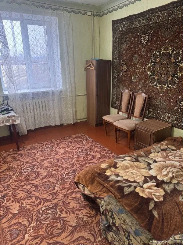 🏡Продам 2-двухкомнатную квартиру
🌇Город: донецк днр
🏙️Район: куйбышевский р-н
🗺Микрорайон азотный, ул. Добронравова 56

• Этажность–2/2 жилого дома

• На доме заменена новая кровля
• Меняли отопление, пластиковые окна, балкон не застеклён
• Квартира теплая не угловая, толщина стен порядка 60-ти см
• В пешей доступности рынок, больница, школа
• Документы готовы к сделке
🔥Собственник

💴Цена: 2🍋000.000 рублей
📲Звонить по номеру;
☎️+7(961) 328-99-96

📨Подписаться - фотография - 3