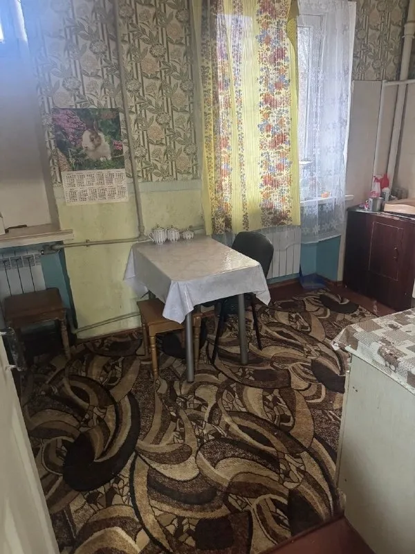 🏡Продам 2-двухкомнатную квартиру
🌇Город: донецк днр
🏙️Район: куйбышевский р-н
🗺Микрорайон азотный, ул. Добронравова 56

• Этажность–2/2 жилого дома

• На доме заменена новая кровля
• Меняли отопление, пластиковые окна, балкон не застеклён
• Квартира теплая не угловая, толщина стен порядка 60-ти см
• В пешей доступности рынок, больница, школа
• Документы готовы к сделке
🔥Собственник

💴Цена: 2🍋000.000 рублей
📲Звонить по номеру;
☎️+7(961) 328-99-96

📨Подписаться - фотография - 6
