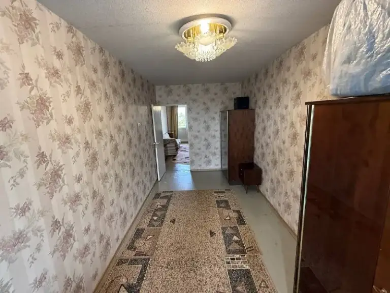 Продажа 3-х комнатной квартиры в куйбышевском районе донецка!

Агентство недвижимости «статус» - твой выбор в мире недвижимости!🤝

📍Г. Донецк, куйбышевский район, проспект офицерский,69

✅Этаж: 8 из 9.
✅Площадь: 65 кв. М.
✅Квартира в отличном состоянии — заходи и живи!
✅Очень чисто, вся мебель и техника остаются.
✅Вода подаётся без перебоев.

📌Документы готовы к сделке

💸 6 000 000 Руб.

☎️+79495753652
📞+79496455686 - фотография - 2
