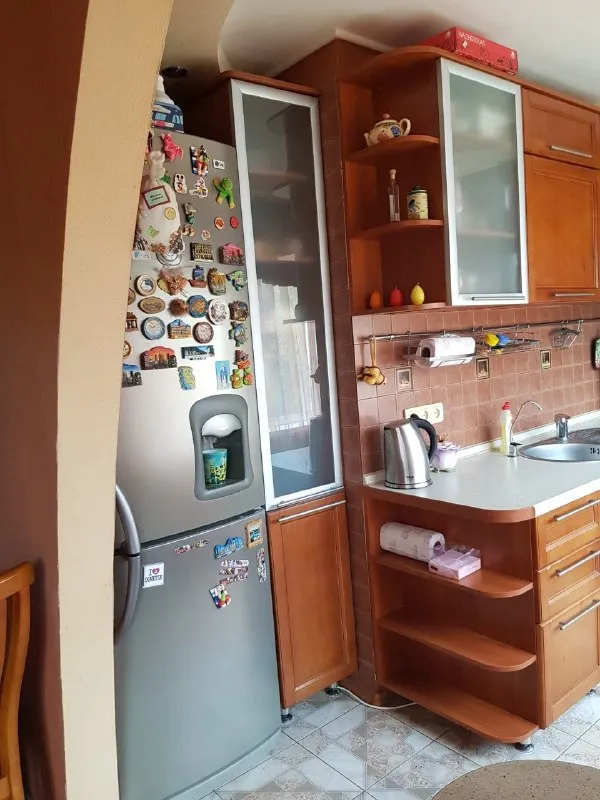 Продажа 3-комнатной квартиры в куйбышевском районе

Стройте свое пространство с агентством недвижимости город.
Вы мечтаете - мы реализовываем💫

🏗Район: куйбышевский
🏘Комнат - 3
🏢Этаж - 4/5
🚪Общая площадь - 58 м2

Продается трехкомнатная квартира в куйбышевском районе, улица лузина 6.

📌Квартира теплая, не угловая
📌Коммуникации поменяны
📌Квартира после ремонта
📌Вода согласно графику
📌Остается полностью вся мебель и техника необходимая для комфортного проживания
📌Окна выходят в зеленый двор

Документы полностью готовы к сделке рф 🇷🇺

💵Цена: 4 000 000 рублей
☎️Телефон: + 7 (949) 513 85 58 - фотография - 2
