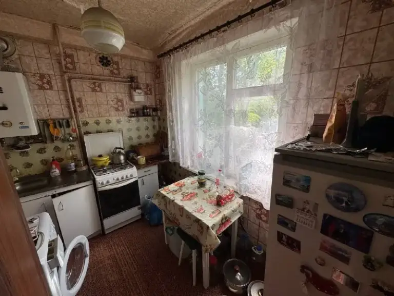 Продажа 2-х комнатной квартиры в донецке!ул. Раздольная!

Агентство недвижимости «статус» - твой выбор в мире недвижимости!🤝

📍Адрес: донецк, пролетарский район, ул. Раздольная.

✅Этаж: 3‑й из 5.
✅Площадь: 48 кв. М.
✅Полностью меблирована — есть вся необходимая мебель.
✅Оборудована всей нужной бытовой техникой.
✅Вода доходит.
✅Все документы для сделки готовы.
✅Прописанных нет

💸 3 200 000 Руб.

☎️+79495753652
📞+79496455686 - фотография - 2