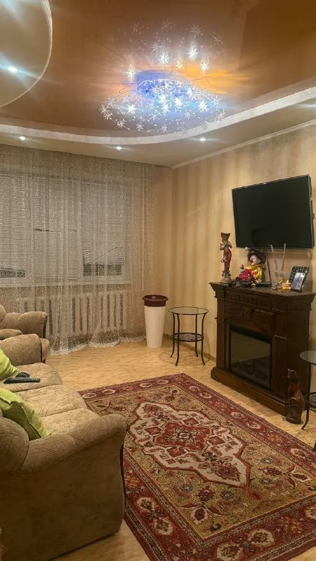 Продажа 3-комнатной квартиры в кировском районе

Стройте свое пространство с агентством недвижимости город.
Вы мечтаете - мы реализовываем💫

🏗Район: кировский
🏘Комнат - 3
🏢Этаж - 5/9
🍞Кухня - 9 м2
🚪Общая площадь - 67,3 м2

Продается трехкомнатная квартира в кировском районе, улица терешкова, ориентир - ледовый дворец, микрорайон "текстильщик".

Квартира готова к проживанию :
✔️Мебель и бытовая техника остается
✔️Отличный вариант, зайти и жить
✔️Вода доходит по графику
✔️Окна пластиковые

Инфраструктура отлично развита, рядом с домом :

✔️Магазины, супермаркеты
✔️Школа, детский сад
✔️Салоны красоты
✔️Банк, аптека
✔️Остановка транспорта (развязка в любую точку города).

Документы рф 🇷🇺
Собственник на сделке.

Показ в любой день с 9.00 до 11.00 или с 16.00 до 20.00

💵Цена: 5 500 000 рублей торг
☎️Телефон: +7 (949) 150 50 39 - фотография - 1