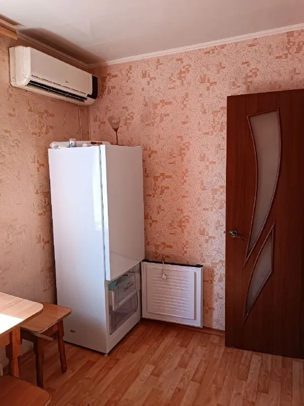 ‼❗‼Сдается ‼❗‼
🏡 Комн. Квартира
🌇Город: донецк днр
🏙️Район: куйбышевский р-н
🗺Ул. Куйбышева, ориентир "привокзальный".
🔥Хорошее состояние
• Имеется вся необходимая мебель и бытовая техника: холодильник, стиральная машина автомат, кондиционер. ..
💴Стоимость: 13.000 руб. + ком. Услуги.
☎☎☎+7949-419-63-79
Аренда донецк - фотография - 4