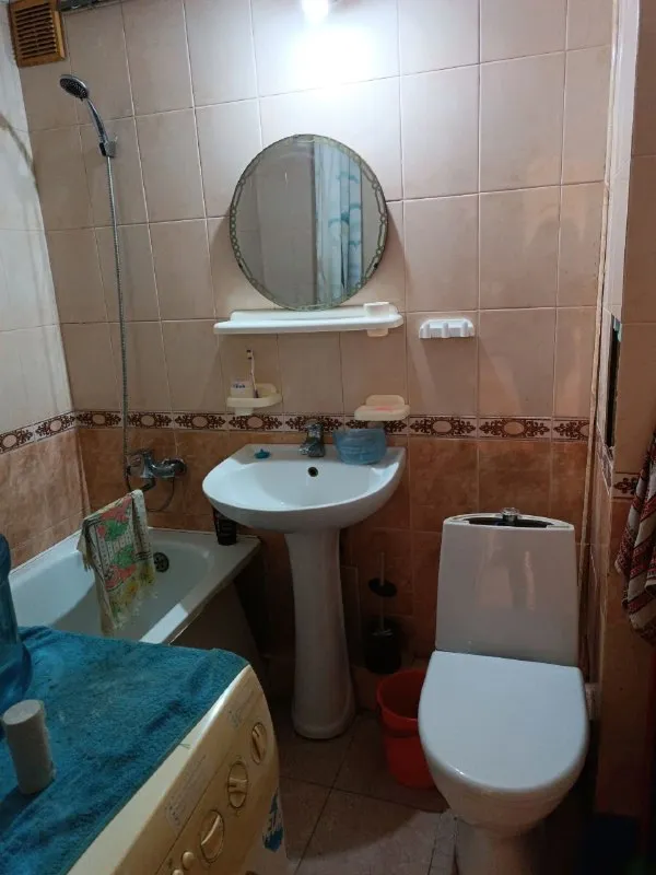 ‼❗‼Сдается ‼❗‼
🏡 Комн. Квартира
🌇Город: донецк днр
🏙️Район: куйбышевский р-н
🗺Ул. Куйбышева, ориентир "привокзальный".
🔥Хорошее состояние
• Имеется вся необходимая мебель и бытовая техника: холодильник, стиральная машина автомат, кондиционер. ..
💴Стоимость: 13.000 руб. + ком. Услуги.
☎☎☎+7949-419-63-79
Аренда донецк - фотография - 6