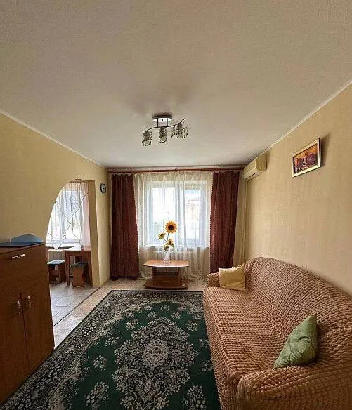 Аренда 2х комнатной квартиры в киевском районе - шахтерская площадь.

🏣Город: донецк
🏗Район: киевский
📍Адрес: проспект киевский
🏘Комнат - 2
🪜Этаж - 9
📐 Площадь - 45м2

Аренда чистой, уютной квартиры в киевском районе, шахтерская площадь.
Есть вся необходимая мебель и техника для комфортного проживания.
Вода 💦 согласно графику города.

Стоимость аренды 35,000 рублей
Оплата по факту заселенияю в офис ехать не нужно!

Для записи на просмотр звоните 📞+7-949-169-04-54
Покажем в удобное для вас время. - фотография - 2