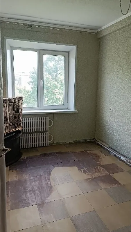 В продаже 2-комнатная квартира

🌇Донецк, петровский район, тихий, щипачева,14. 📌

✅Этаж 4/5
✅Кухня и санузел кафель
✅Комнаты под ремонт.
✅Есть балкон.

📑Документы готовы.
💰Цена 2,5 млн. Рублей старт, торг уместен. ❗️ - фотография - 5