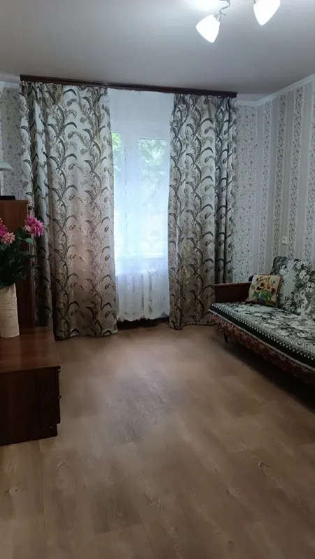 Продам двухкомнатную квартиру

🌇Донецк, ул. Петровского, (текстильщик - мост)📌

✅Этажность 2/9,
✅Общая площадь 48 м2
✅Хорошее жилое состояние
💦Вода по графику

📑Документы готовы,
Собственник в донецке

💰Стоимость 4 млн. Рублей

📲☎️+79494208387
📲☎️+79493706347

Подписаться  |  📩дать объявление
📲Наш max - фотография - 5