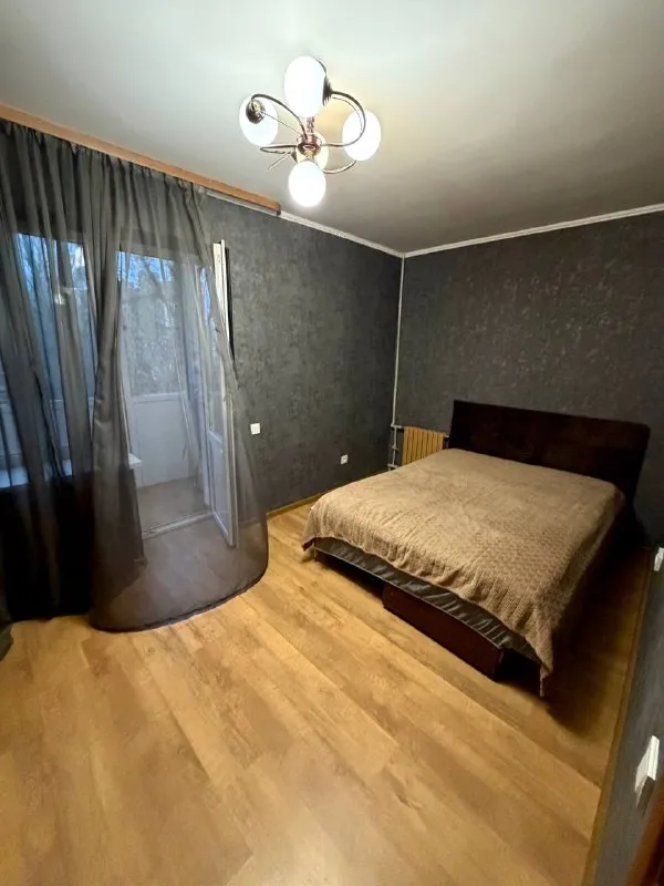🏡 Сдаётся квартира посуточно в донецке 🏡
✨ Уютно, комфортно и со всеми удобствами — ваш идеальный отдых начинается здесь! ✨
🛏️ Полностью обустроено для проживания:
✔️ Постельные принадлежности — мягкие и свежие! 🧸🛌
✔️ Стиральная машина — забудьте о грязных вещах! 🧼👕
🏪🥐🚏
💰 Цена — договорная (зависит от количества гостей и срока проживания) 💰
💵 Залог обязателен — для вашей и нашей надёжности! 🔐
📞 Звоните прямо сейчас:
+7 949 337‑90‑32
📲 Пишите в telegram, мах юлия
🤗 Ждём вас! Добро пожаловать в уютный дом вдали от дома! 🏡💖 - фотография - 4
