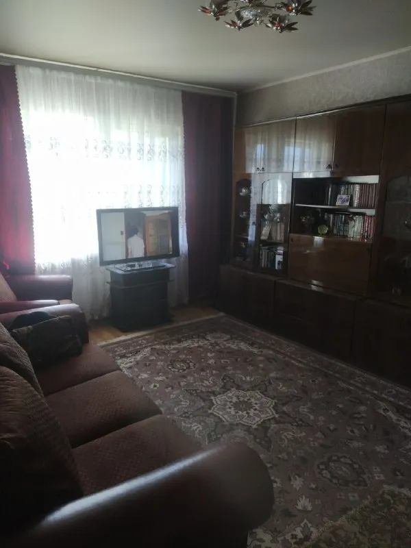 Продам 1/2 часть дома
🌇Донецк, ул. Июльская, петровский район. 📌
✅В доме 2 спальни, зал, санузел, кухня, кладовка, погреб.
✅Общая площадь 67 м2.
✅Центральная канализация
✅Дом обшит сайдингом
✅Хоз постройки
🔥9 Соток земли
📲☎️+79494208387
📲☎️+79493706347.
Агентство недвижимости
Подписаться | 📩дать объявление
📲Наш max - фотография - 4
