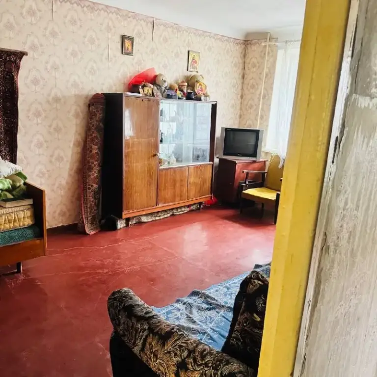 🏡Продаётся 1-однокомнатная квартира
🌇Город: зугрэс днр
🗺Улица ленинградская, 6 а
• Квартира находится на втором этаже, не угловая
• Квартира под ремонт
• Документы готовы
🔥Собственник
💴Цена: 700.000 рублей
☎️+7(949) 319-69-95 Юрий
📨Подписаться - фотография - 3