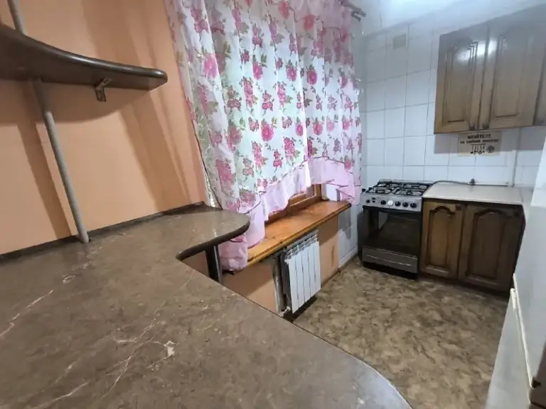 Продажа 1-комнатной квартиры в киевском районе

Стройте свое пространство с агентством недвижимости город.
Вы мечтаете - мы реализовываем💫

🏗Район: киевский
🏘Комнат - 1
🏢Этаж - 3/5
🍞Кухня - 7 м2
🚪Общая площадь - 31 м2

Продается однокомнатная квартира в киевском районе районе донецка, проспект освобождения донбасса 12 а.

Квартира находится в центральной части донецка, рядом областная травматология, скверы, магазины.

📌Все коммуникации новые
📌Деревянный балкон в отличном состоянии.
📌Все остаётся. Заходи и живи

✔️Чистый подъезд.
✔️Зелёный двор.
✔️Тихий центр

💵Цена: 2 800 000 рублей (торг)
☎️Телефон: +7 (949) 513 85 58 - фотография - 7