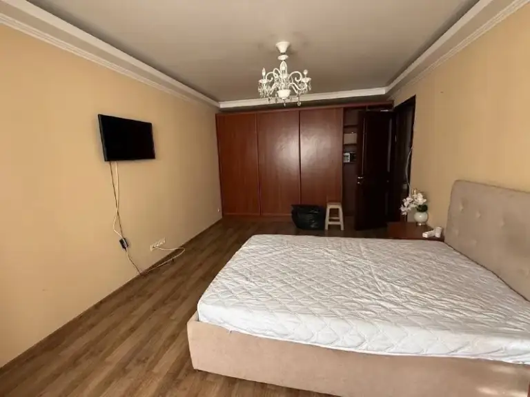 Продам однокомнатную квартира

🌇Донецк, киевский районн, ул. Батищева, ор-р маяк📌

💰Цена 3.600.000 ₽

✅Этаж 9/10
✅Общая площадь 37.5 м²,
Жилая 17.8 м², кухня 7.8 м²
👍Состояние с ремонтом, мебель и техника остаётся.
📑Документы готовы.

📲☎️+7(949)431-29-52

Подписаться  |  📩дать объявление
📲Наш max - фотография - 1