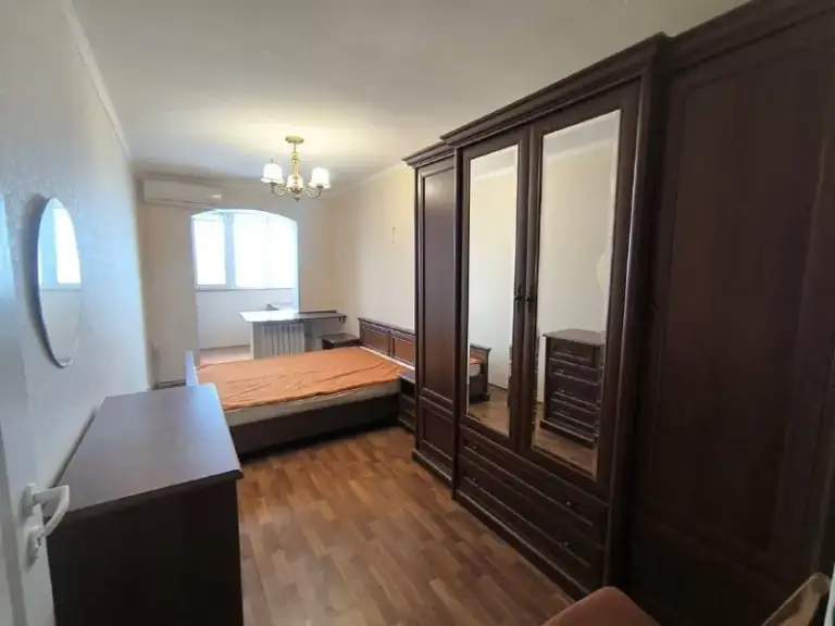 Продажа 3х комнатной квартиры

🌇В кировском районе донецка,
В кировском районе, микрорайон "текстильщик". Улица терешковой, ледовая арена. 📌

🏢Этаж - 9/9
🚪Общая площадь - 71 м2
💦Вода по графику.
✅Лоджия+теплый пол.
✅Застеклённый балкон.
✅Квартира теплая, не угловая.
🎁В квартире остается вся мебель и т. .. 💰цена: 4 100 000 рублей

📲☎️+7 (949) 513 85 58 - Виктория

Подписаться  |  📩дать объявление
📲Наш max - фотография - 3