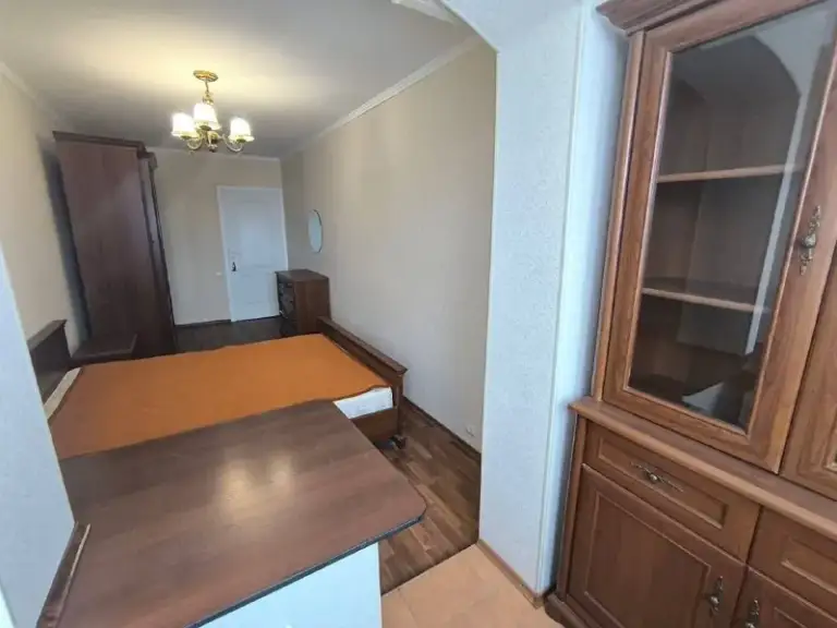 Продажа 3х комнатной квартиры

🌇В кировском районе донецка,
В кировском районе, микрорайон "текстильщик". Улица терешковой, ледовая арена. 📌

🏢Этаж - 9/9
🚪Общая площадь - 71 м2
💦Вода по графику.
✅Лоджия+теплый пол.
✅Застеклённый балкон.
✅Квартира теплая, не угловая.
🎁В квартире остается вся мебель и т. .. 💰цена: 4 100 000 рублей

📲☎️+7 (949) 513 85 58 - Виктория

Подписаться  |  📩дать объявление
📲Наш max - фотография - 4