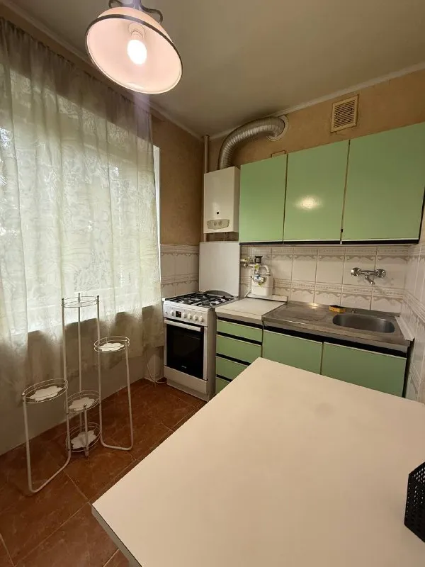 🏡Сдам 2-х ком. Квартиру в центре донецка
🌇Город: донецк днр
🏙️Район: ворошиловский район, 🗺шевченко, рамада гостиница.
• Этажность–4/5 жилого дома
• Квартира с мебелью, колонкой газовой, кондиционером, стиральной машинкой, вода по графику и чаще.
• Комнаты раздельные. Интернет
• 37.000 + Коммунальные.
📍Залог разбивают.
+79494707442 Или тelegram / мах
*Оплата услуг риелтора по факту заселения! Ехать в офис и вносить оплату до просмотра не надо❗
Аренда днр - фотография - 5